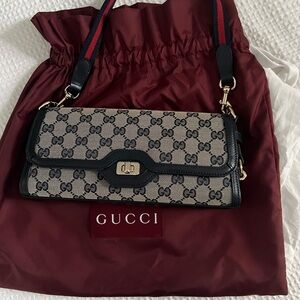 *NEW* Gucci Blue and Gray Women's Bag (never used)